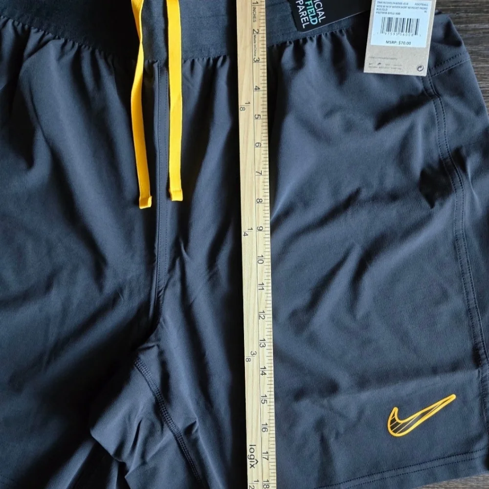 Nike Black Baylor Bears 2024/25 Sideline Performance Woven Shorts Men XL